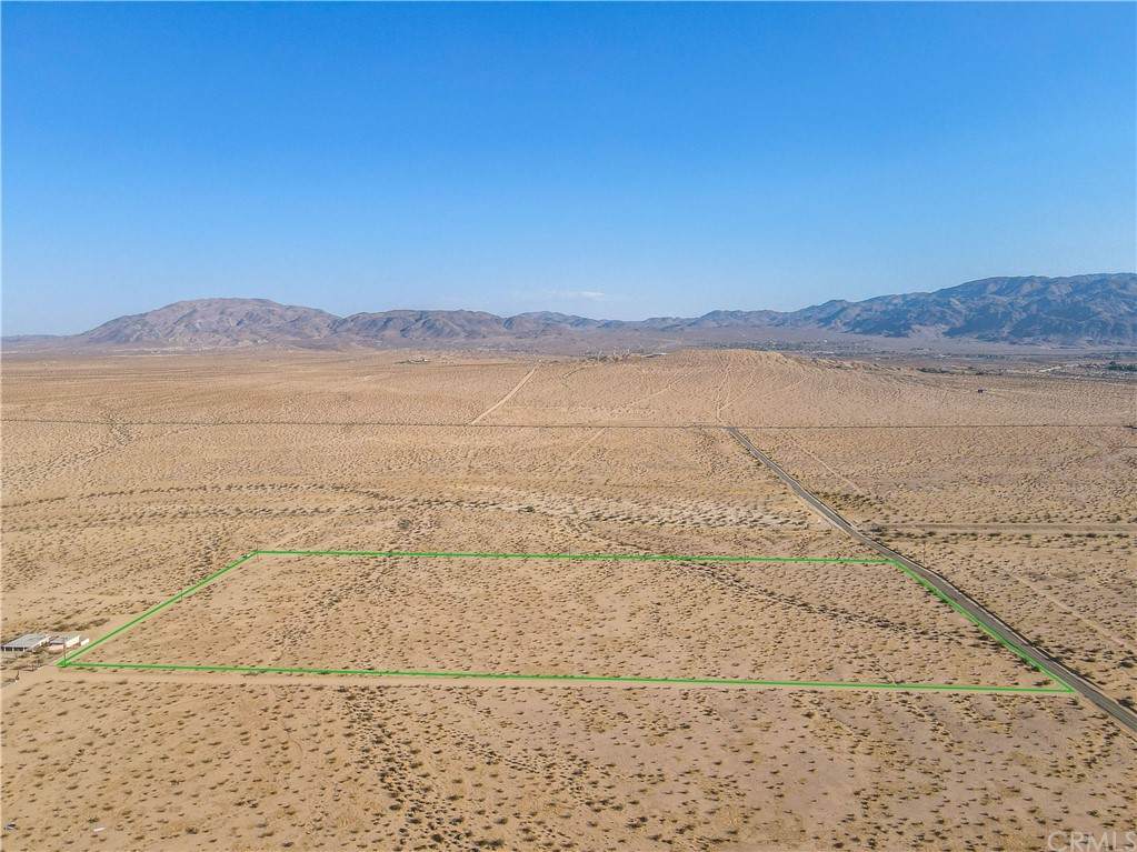 0 Bagdad Highway - Photo 1