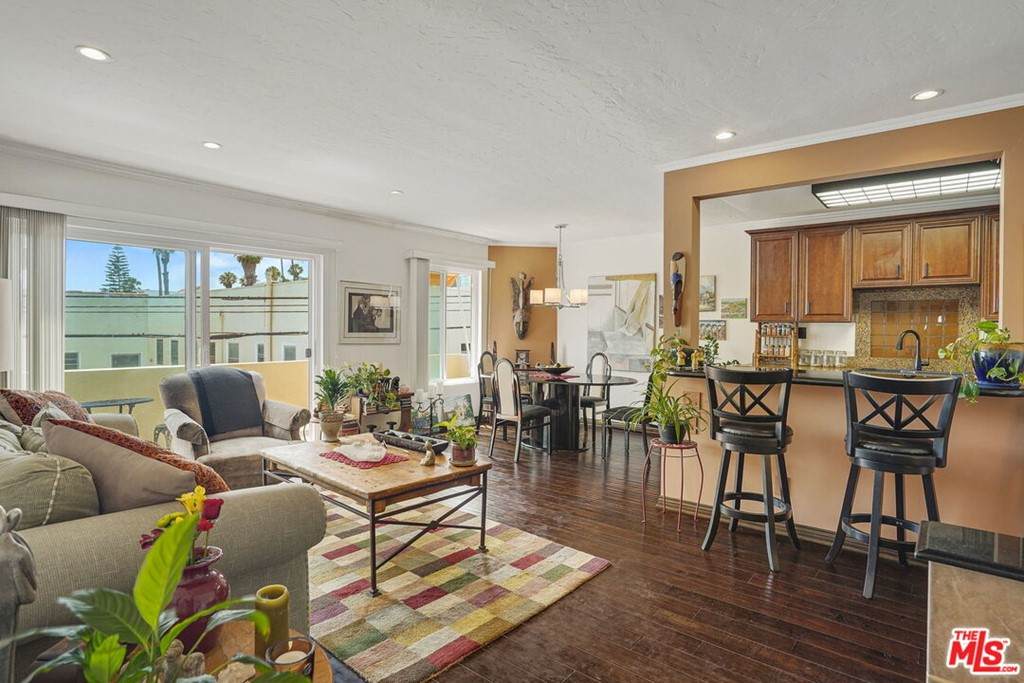 1024 5Th Street - Photo 1