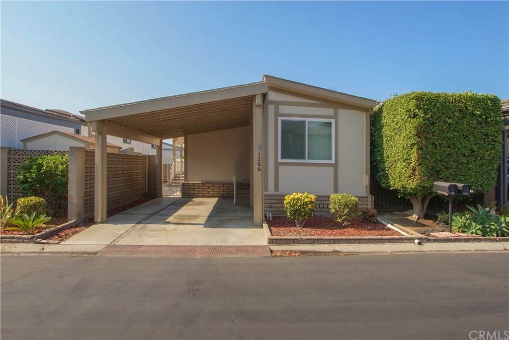 1266 Sky Lake Avenue - Photo 1
