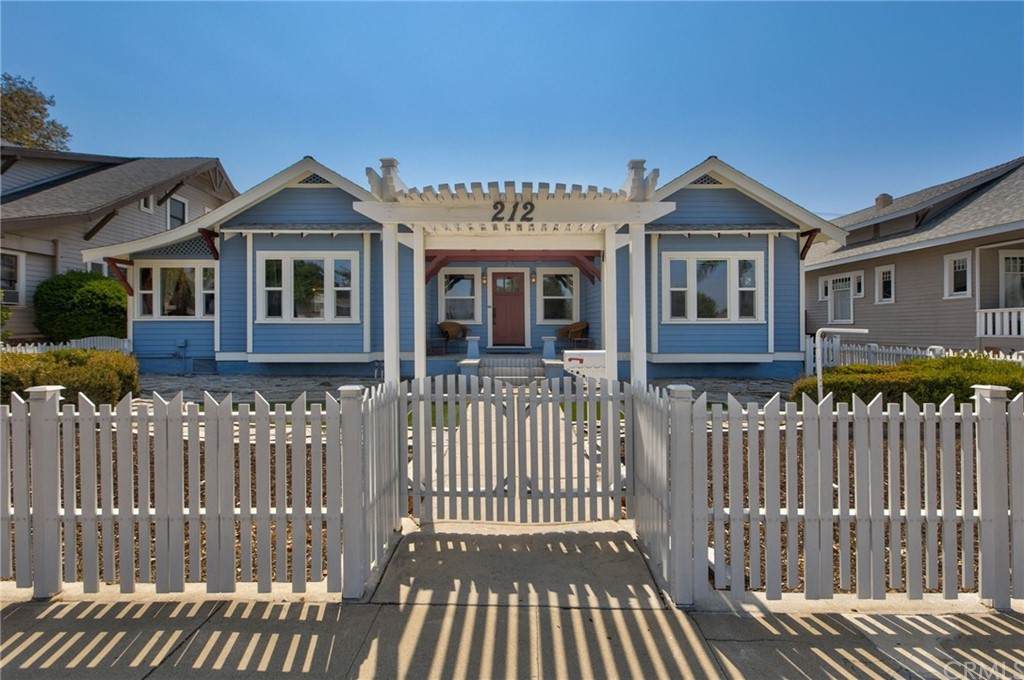 212 Olive Street - Photo 1