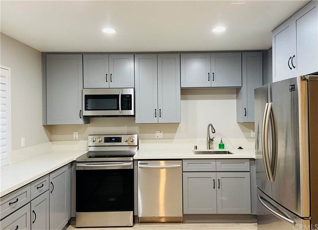 2220 Vista Del Sol - Photo 1