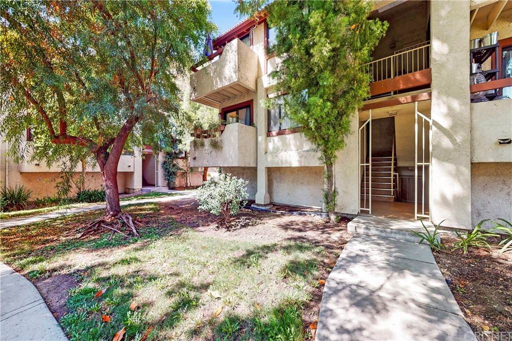 27905 Tyler Lane - Photo 1
