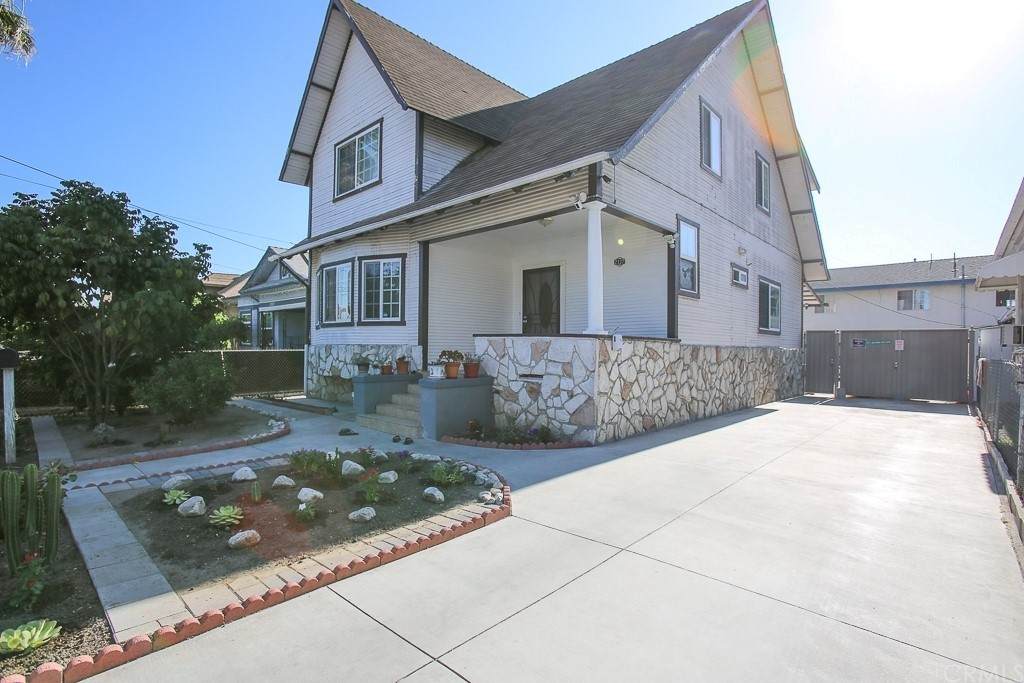 2127 Hancock Street - Photo 1