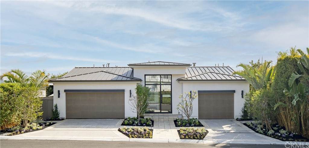 448 Serra Drive - Photo 1