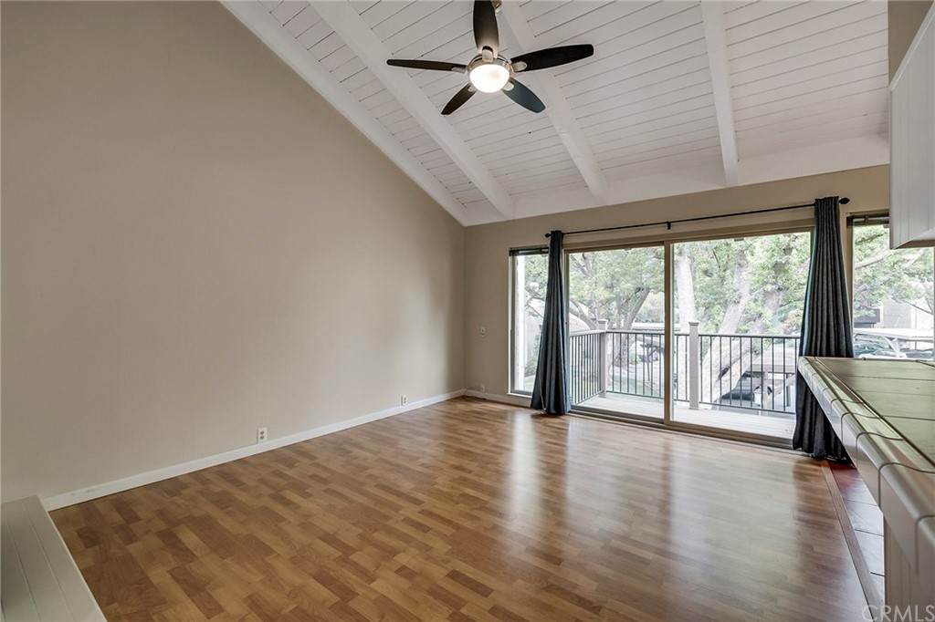 555 Vallombrosa Avenue - Photo 1