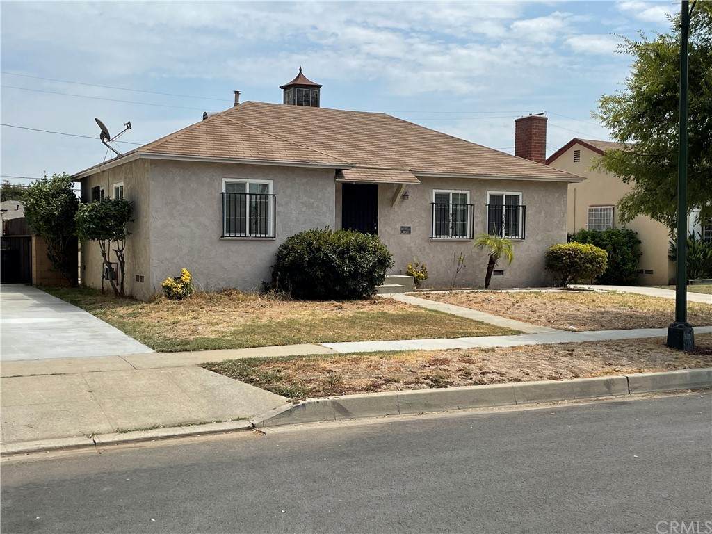 1608 Azalea Dr - Photo 1
