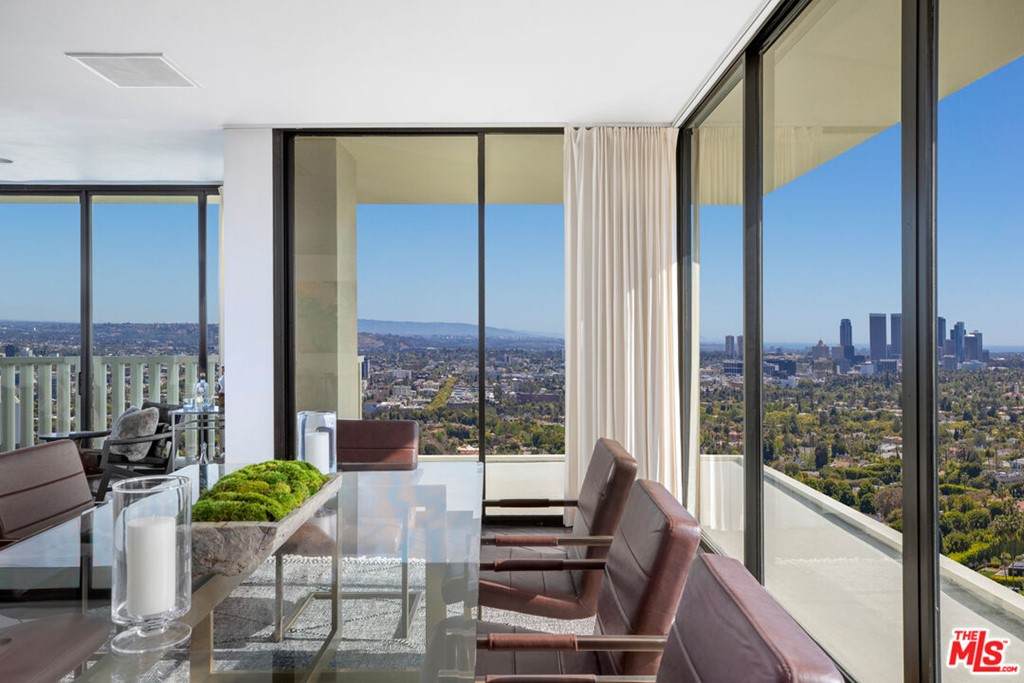 9255 Doheny Road - Photo 1