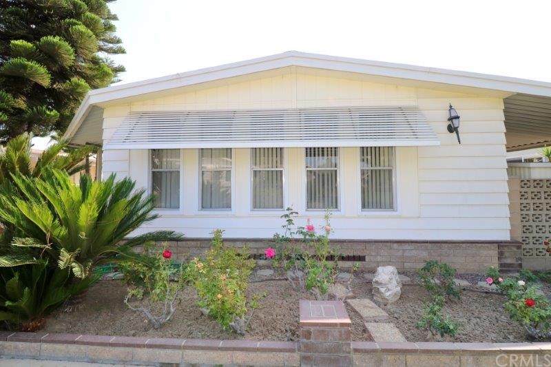 725 Grovelake Drive - Photo 1