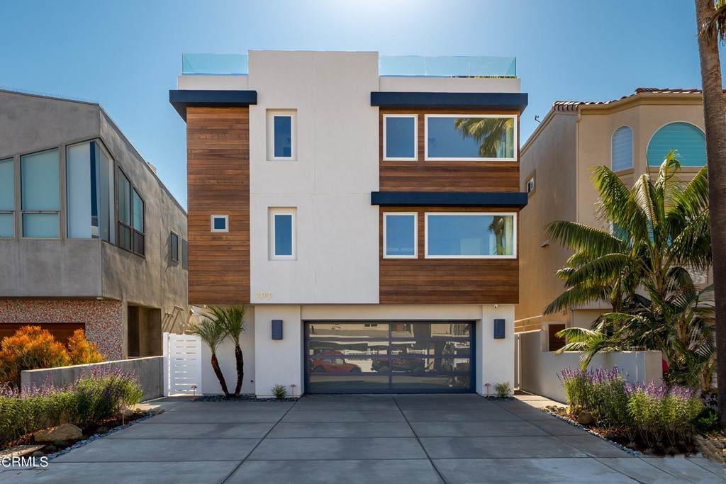 2509 Ocean Drive - Photo 1