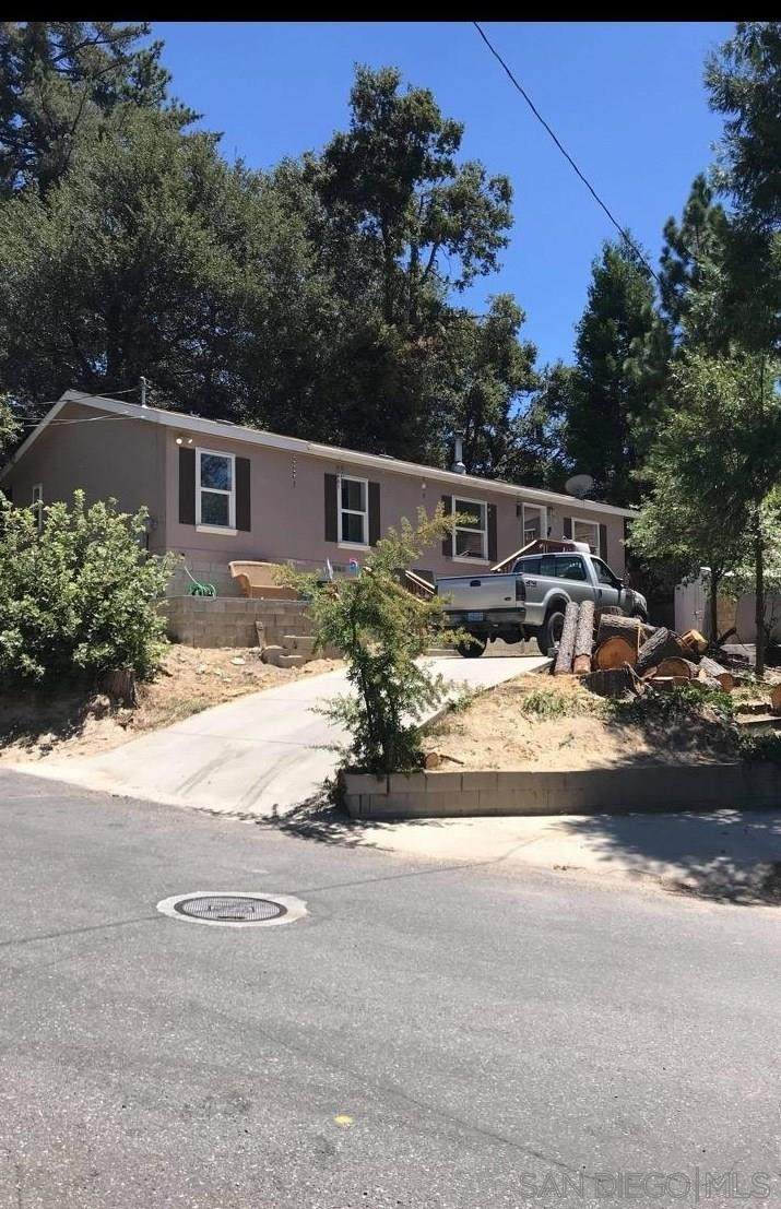 551 Woodsey - Photo 1