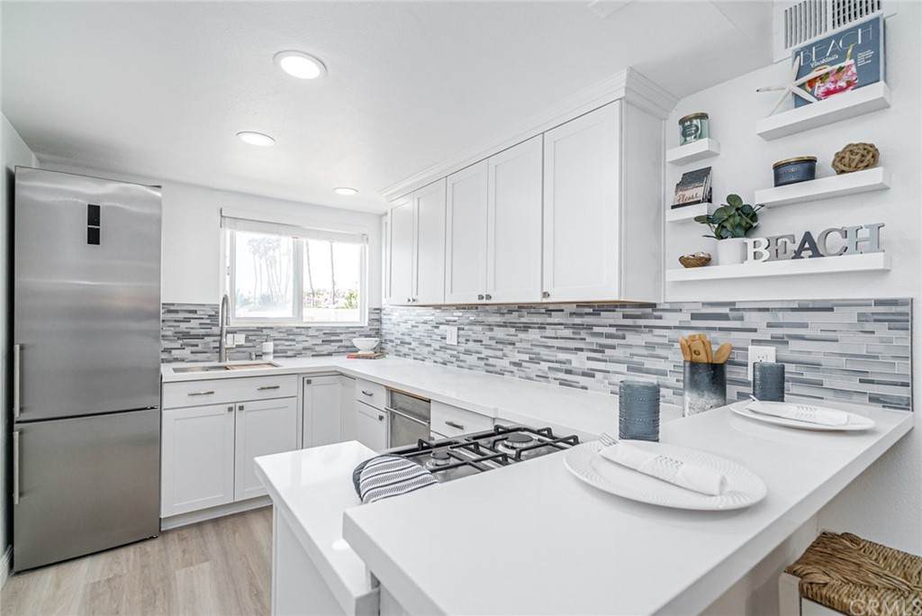 803 Pacific Street - Photo 1