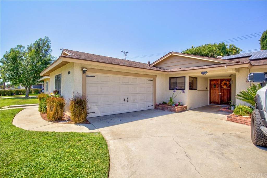 8650 18th Street - Photo 1