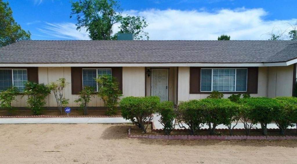 22351 Broken Lance Road - Photo 1