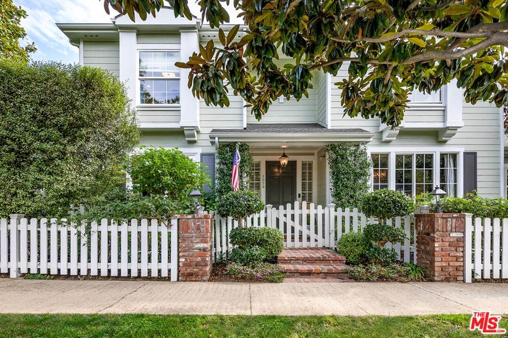 1059 Galloway Street - Photo 1