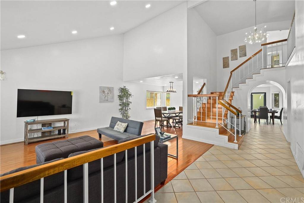 17960 Calle Silvosa - Photo 1