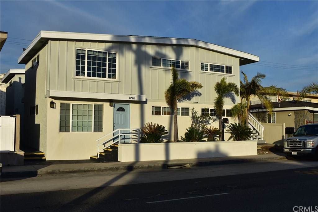 1216 Balboa Boulevard - Photo 1