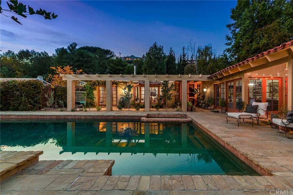 10162 La Sierra Place - Photo 1