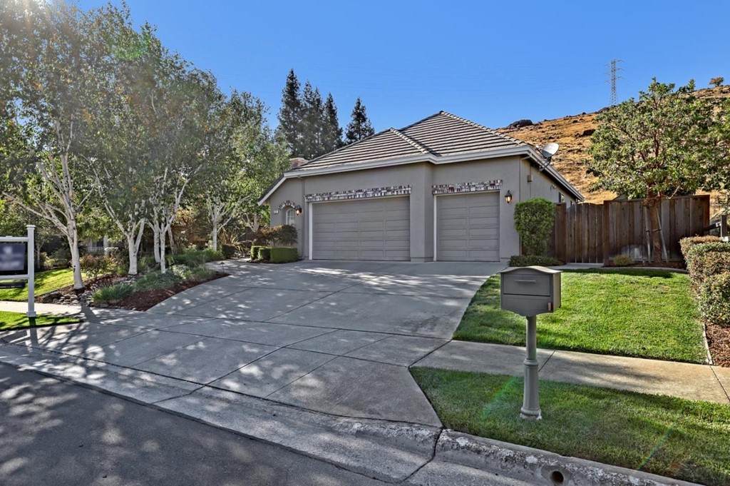 659 Llagas Vista Drive - Photo 1