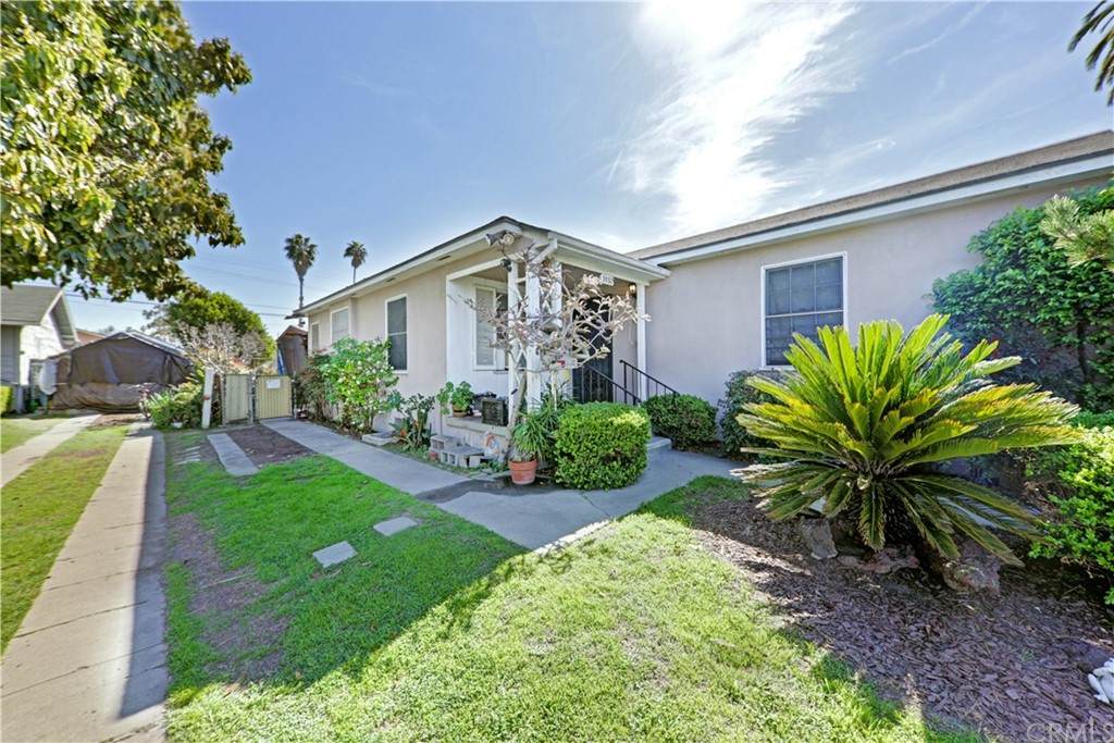 3532 7th Avenue - Photo 1