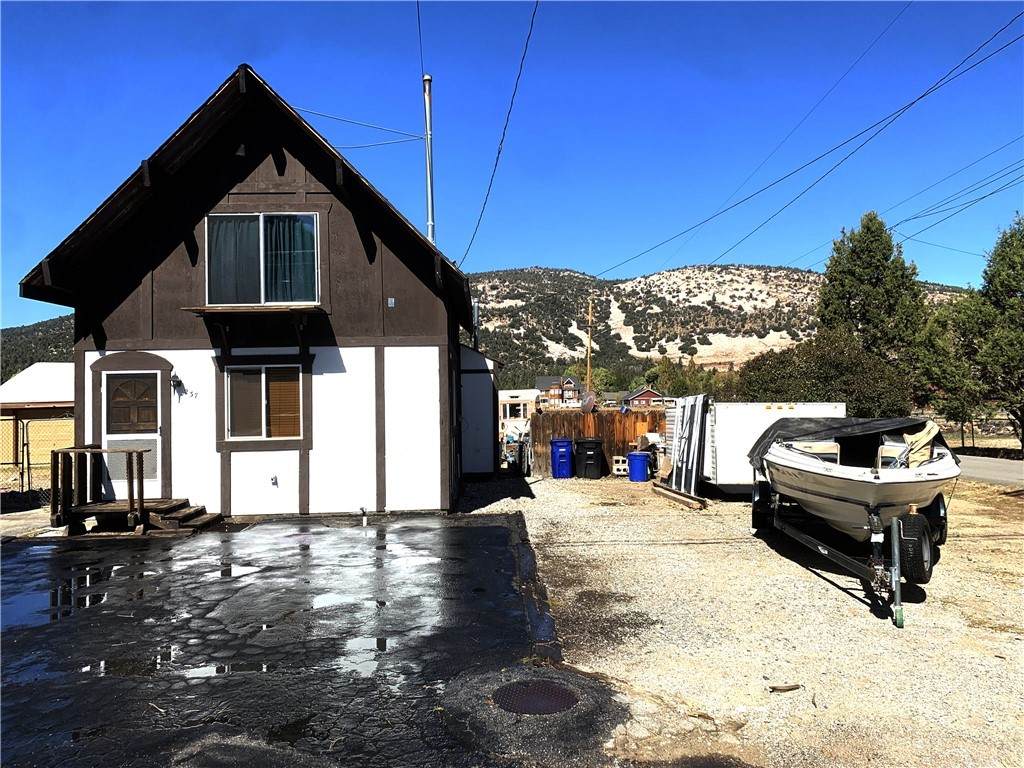 237 Mountain View Boulevard - Photo 1