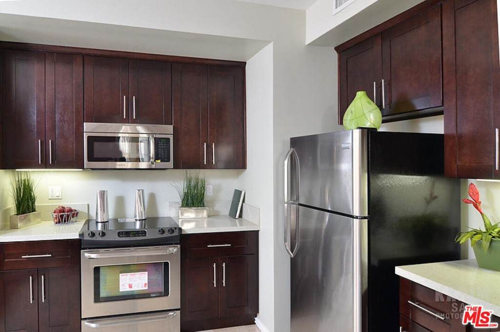 215 5Th Street - Photo 1