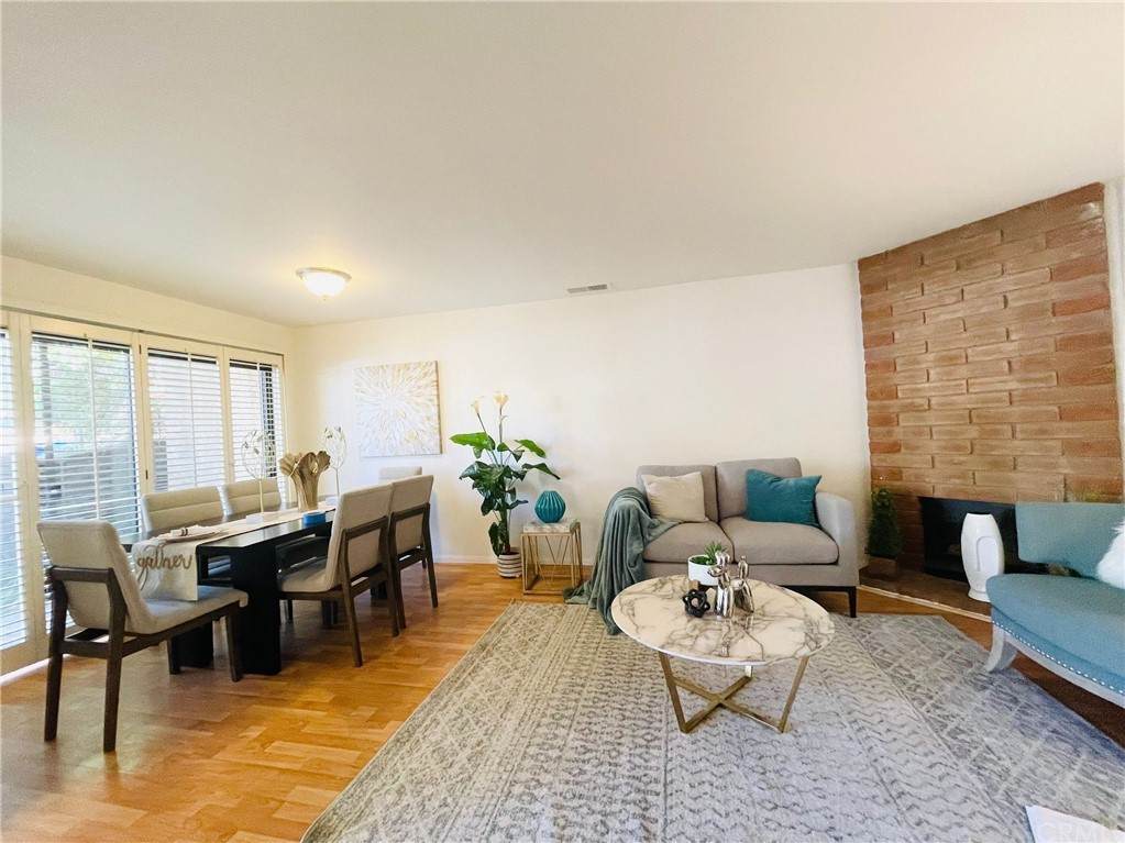 433 1st Avenue - Photo 1