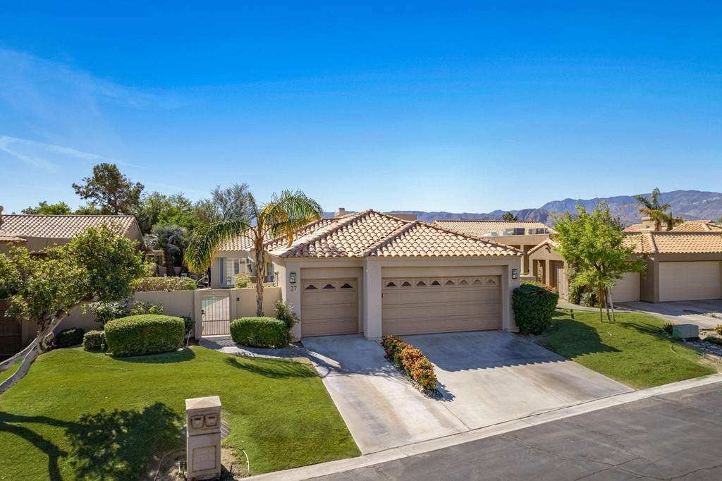 27 Pine Valley Drive - Photo 1