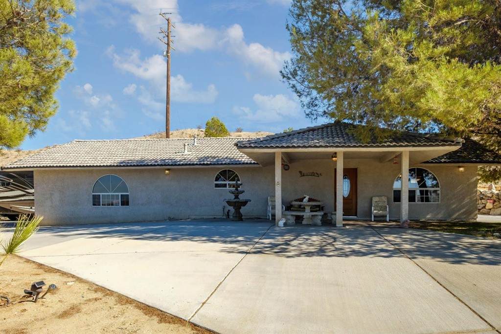 26725 National Trails Highway - Photo 1