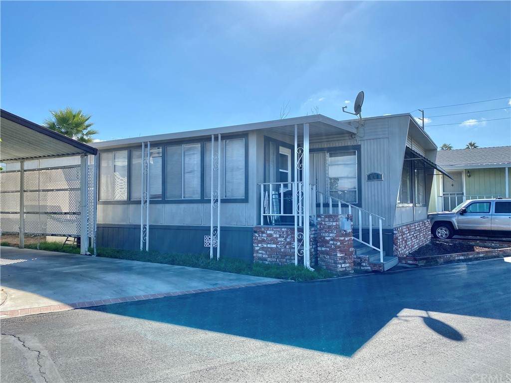 432 Harbor Boulevard - Photo 1