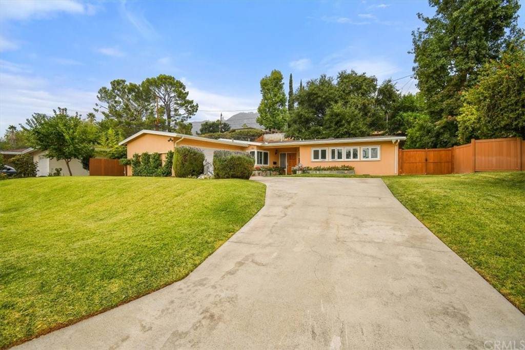311 Parkman Street - Photo 1