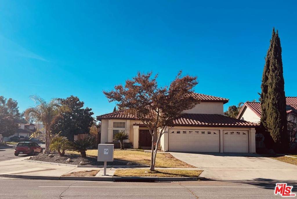 7440 Plumaria Drive - Photo 1