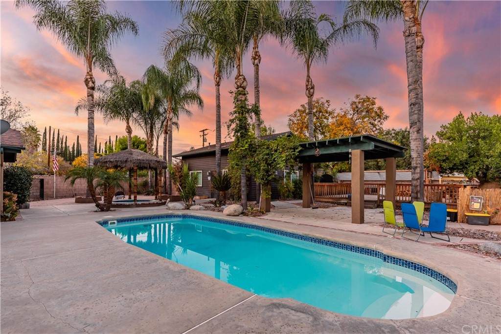 307 Guitta Court - Photo 1