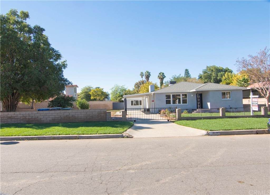 3614 Farnham Place - Photo 1