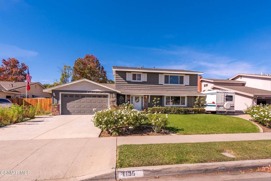 1135 Rowland Avenue - Photo 1