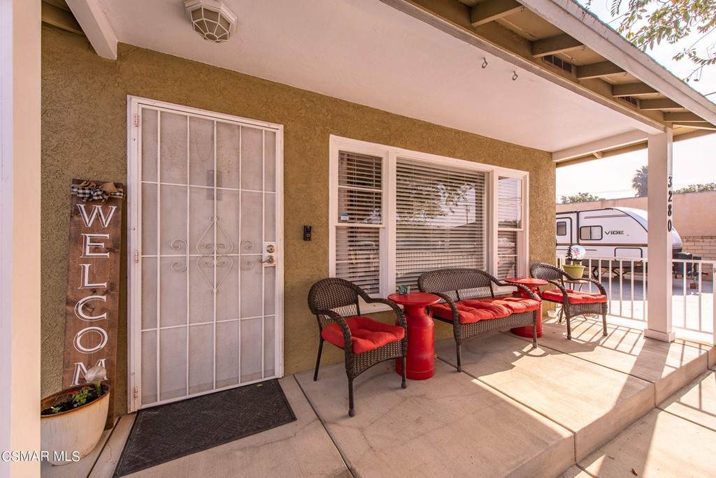 3280 Nyeland Avenue - Photo 1