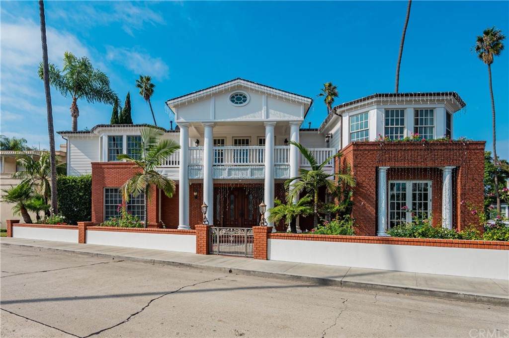 93 Giralda - Photo 1