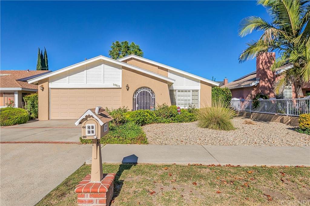 19815 Hemmingway Street - Photo 1