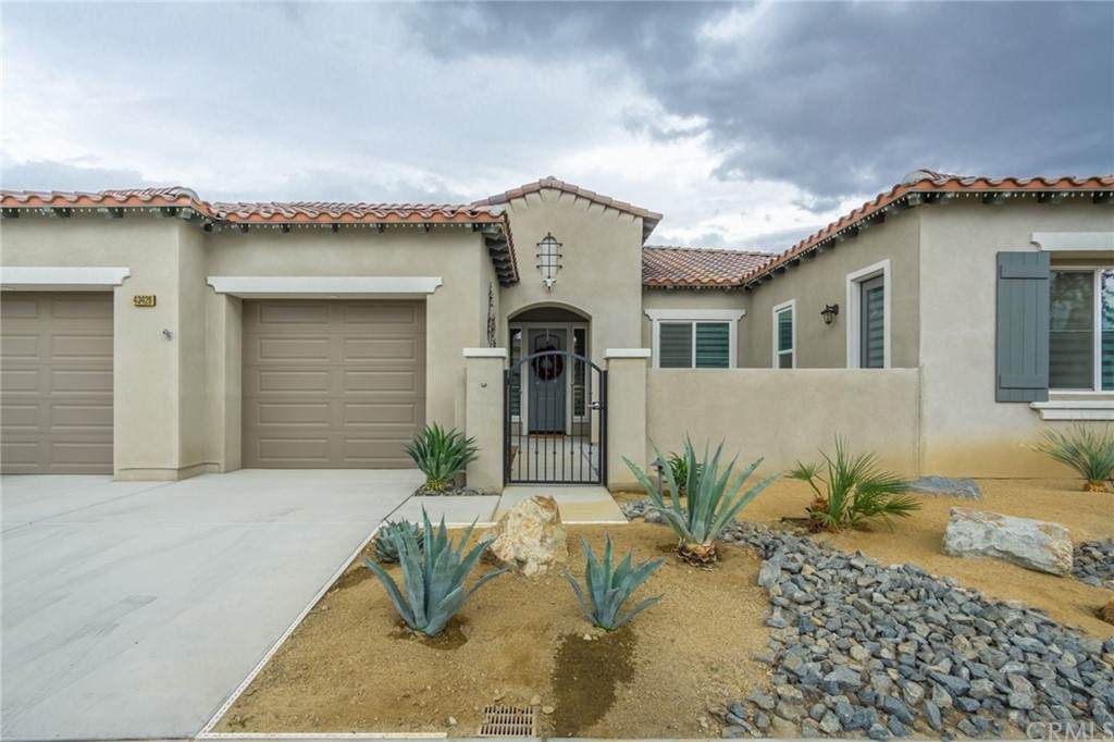43426 Hazelton Lane - Photo 1