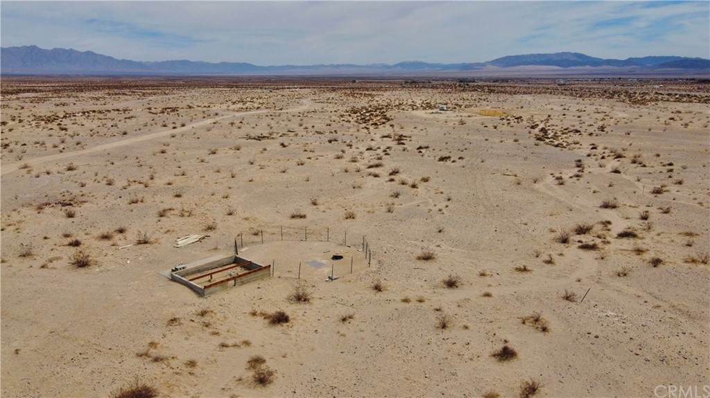 82021 South Road - Photo 1