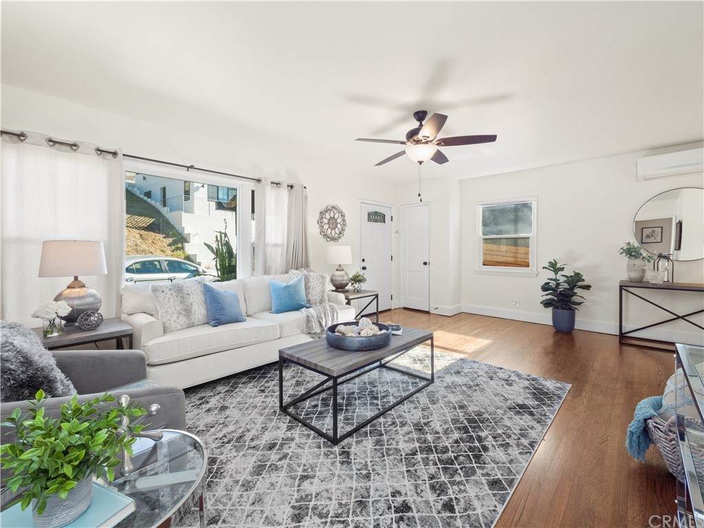 4900 Seldner Avenue - Photo 1