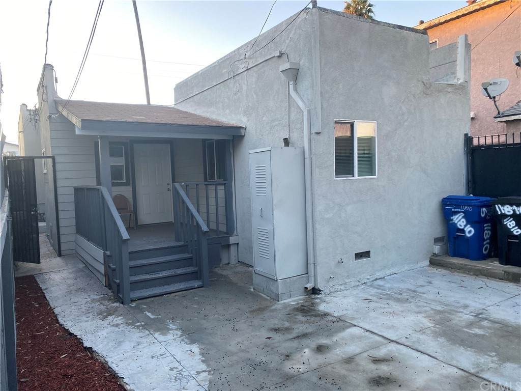 11810 Figueroa - Photo 1