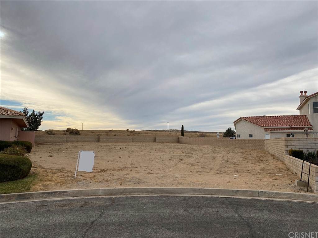 26162 Balboa Court - Photo 1