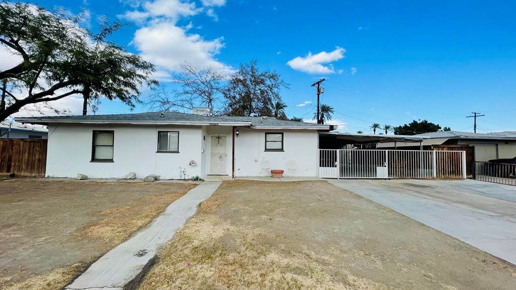 82122 Santa Rosa Avenue - Photo 1