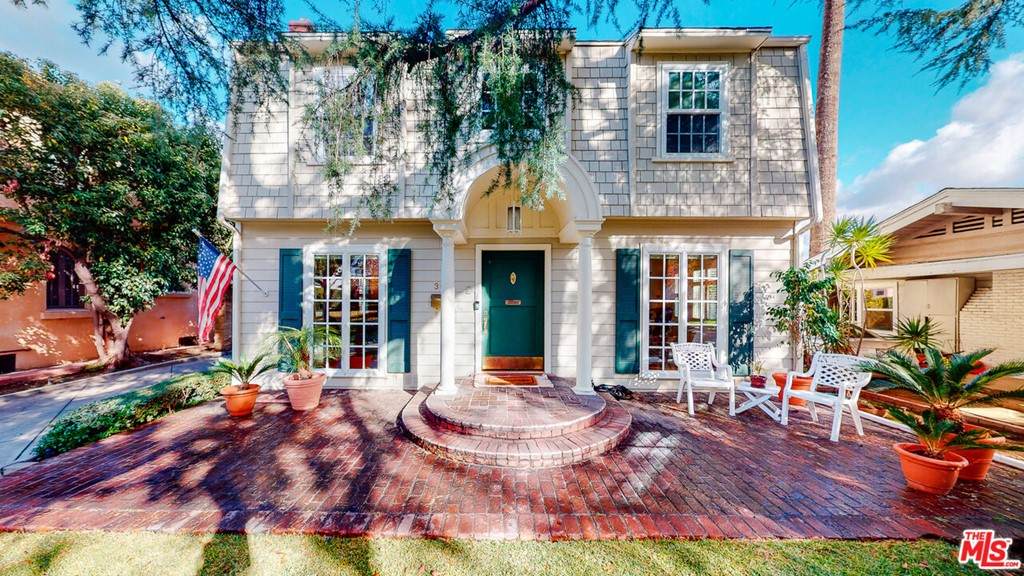 300 Almansor Street - Photo 1