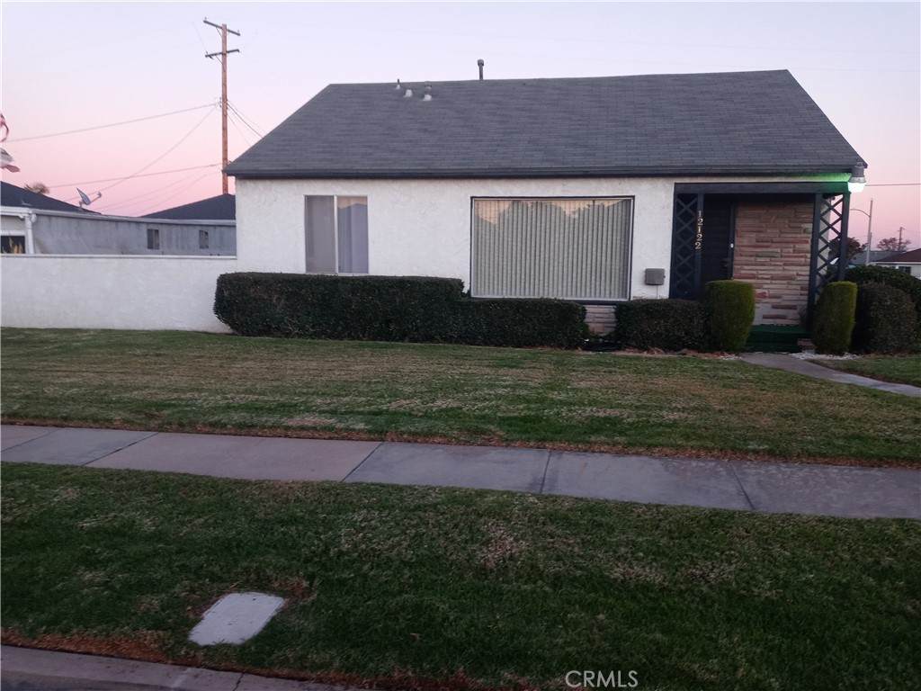 12122 Spring Street - Photo 1
