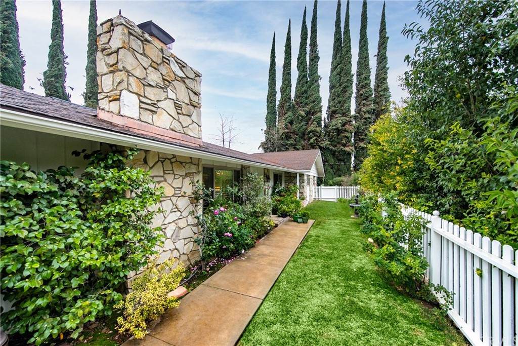1320 Garden Street - Photo 1