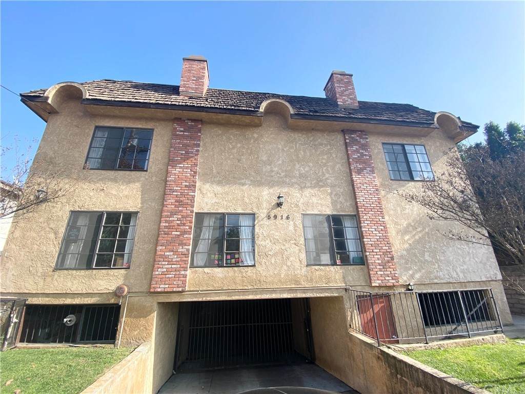 5916 Whitsett Avenue - Photo 1
