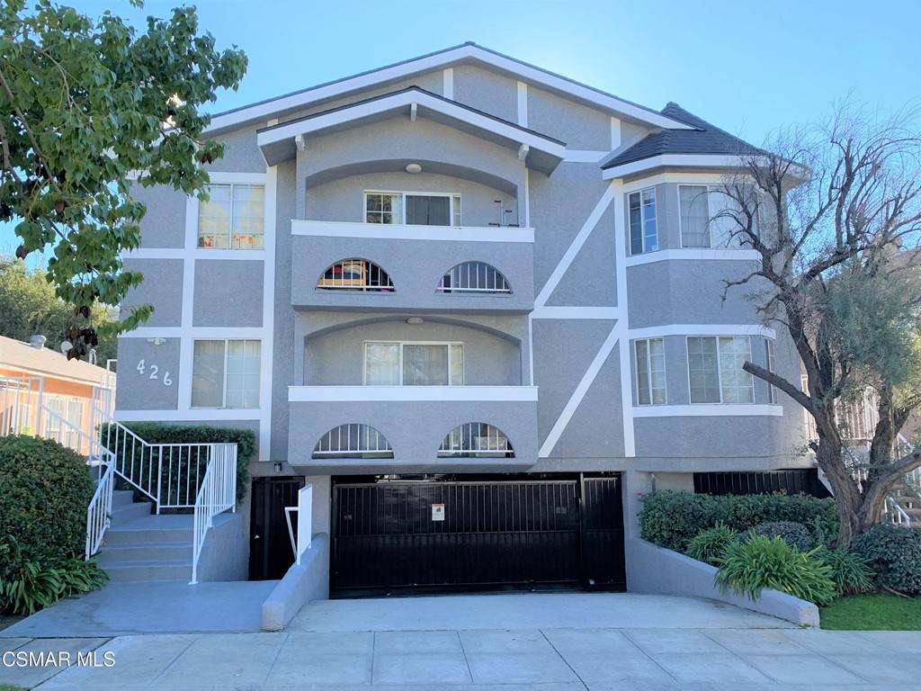424 Cedar Avenue - Photo 1