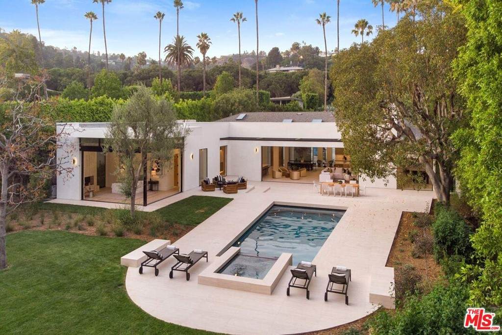 410 Doheny Road - Photo 1