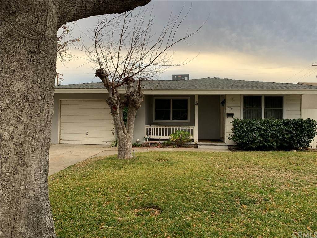 255 45th Street - Photo 1